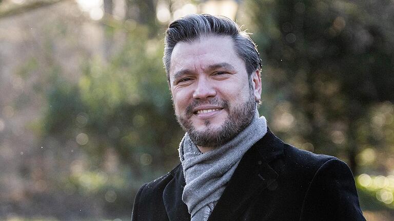Enrico Calesso: 'Es ist etwas völlig anderes, ob ich die Sixtinische Kapelle in maximaler Auflösung auf meinem Rechner sehe, oder ob ich tatsächlich dort bin.' Enrico Calesso: 'Es ist etwas völlig anderes, ob ich die Sixtinische Kapelle in maximaler Auflösung auf meinem Rechner sehe, oder ob ich tatsächlich dort bin.'