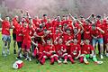 Die TuS Frammersbach gewinnt nach einer spannenden Schlussphase und Nachspielzeit von zwölf Minuten mit Toren auf beiden Seiten die Meisterschaft in der Fußball-Bezirksliga West und steigt in die Landesliga auf.