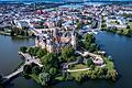 Schweriner Residenzensemble vor Welterbe-Entscheidung       -  Das Schloss ist das Wahrzeichen von Schwerin. Die einstige Residenz der mecklenburgischen Herzöge soll Weltkulturerbe werden.