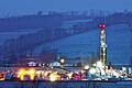 Tausende Meter in die Tiefe: eine &bdquo;Hydraulic Fracturing&ldquo;-Bohranlage im US-Staat Pennsylvania