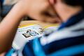 iPad im Unterricht       -  Der Lernerfolg steht und fällt mit der Stimmung an der Schule und den Bedingungen, die im Klassenzimmer herrschen.