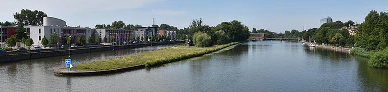 Auch der Main lockt Touristen. Flusskreuzfahrten sind im Trend und so bekommen auch immer mehr Menschen die auf dem Main unterwegs sind, einen Eindruck von Schweinfurt.