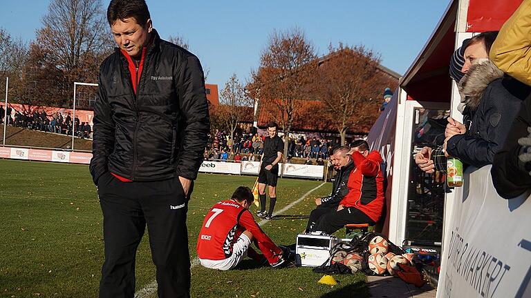 Intensiv bereitet Aubstadts Trainer Josef Francic seine Mannschaft auf die restlichen zwölf Saisonspiele vor. Ziel ist es, auch am Ende der Saison ganz oben zu stehen, um sich den Traum vom Regionalliga-Aufstieg zu verwirklichen.