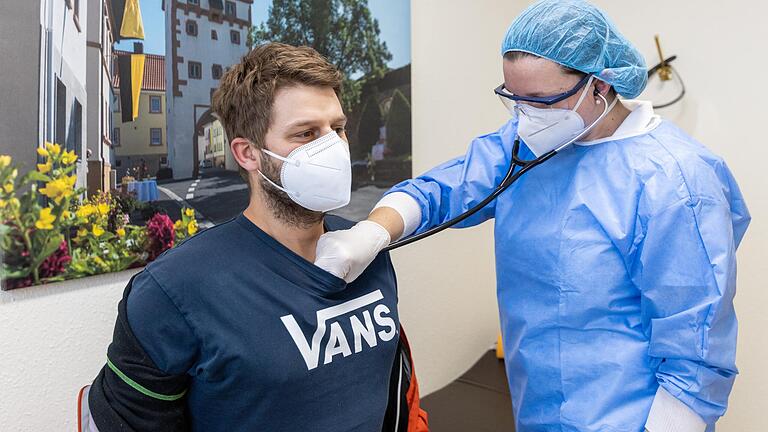 Für Patienten mit Erkältungssymptomen wie Andre Stöcklein gibt es eine extra Infektsprechstunde.&nbsp;&nbsp;