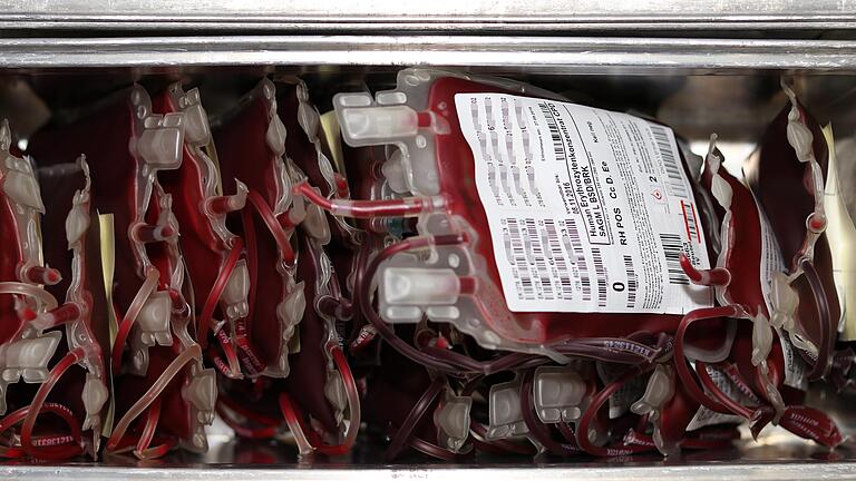 Durch die minimalinvasive Chirurgie sank der Bedarf an Blutspenden in den vergangenen zehn Jahren.