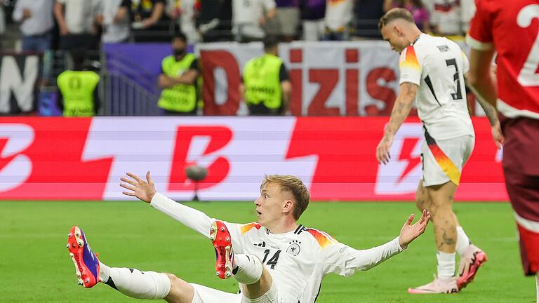 Maximilian Beier - Nach einem Foul an Maximilian Beier forderte Deutschland einen Elfmeter. Maximilian Beier - Nach einem Foul an Maximilian Beier forderte Deutschland einen Elfmeter.