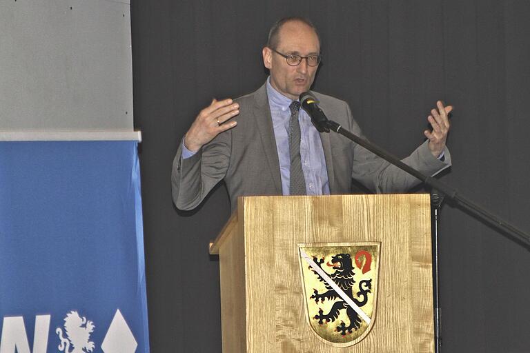 Als Fachmann war Bernhard Seidenath (CSU) zugegen, Vorsitzender des Ausschusses für Gesundheit und Pflege im Landtag sowie GPA-Landesvorsitzender. Als Fachmann war Bernhard Seidenath (CSU) zugegen, Vorsitzender des Ausschusses für Gesundheit und Pflege im Landtag sowie GPA-Landesvorsitzender.