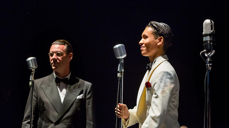 In die Welt von Glenn Miller entführte Andrej Hermlins Swing Dance Orchestra beim Nachsommer