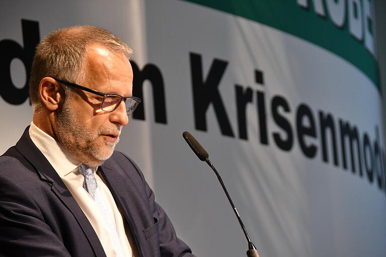 Südzucker-Vorstand Thomas Kirchberg vor dem Verband fränkischer Zuckerrübenbauer. Südzucker-Vorstand Thomas Kirchberg vor dem Verband fränkischer Zuckerrübenbauer.