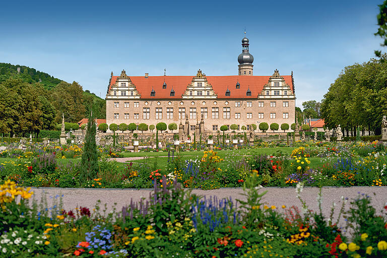 Am 7. Juli 1550 soll die Schokolade das erste Mal nach Europa gekommen sein – heute wird an diesem Datum der „Tag der Schokolade“ begangen. Das exotische Getränk avancierte an den Höfen des Barock zum Modegetränk. Am 7. Juli 1550 soll die Schokolade das erste Mal nach Europa gekommen sein – heute wird an diesem Datum der „Tag der Schokolade“ begangen. Das exotische Getränk avancierte an den Höfen des Barock zum Modegetränk.