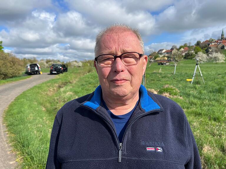 Rainer Kolb, Vorsitzender vom Burg- und Heimatverein Altenstein. Der Verein hat die Untersuchung mit einem Zuschuß von 1000 Euro unterstützt, mit großer Wahrscheinlichkeit gut angelegtes Geld, wie der 66-Jährige meint.