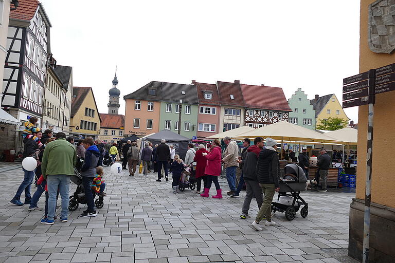 Trotz unsicheren Wetters herrschte reges Markttreiben beim 'Mellerschter Herbst'.