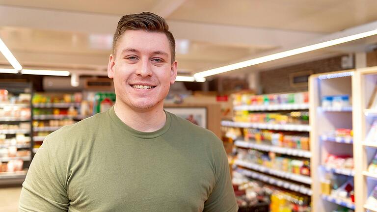 Ladenbesitzer Pascal Timmel macht sich derzeit noch keine Gedanken über weitere Sicherheitsmaßnahmen in seinem digitalen Kleinstsupermarkt, doch auch im Donnersdorfer Laden sei es bereits zu Diebstählen gekommen. Ladenbesitzer Pascal Timmel macht sich derzeit noch keine Gedanken über weitere Sicherheitsmaßnahmen in seinem digitalen Kleinstsupermarkt, doch auch im Donnersdorfer Laden sei es bereits zu Diebstählen gekommen.