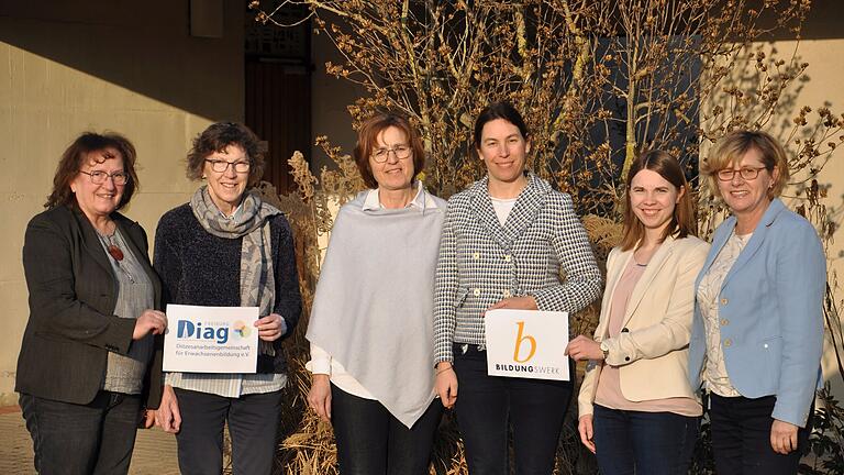 Das Team des Bildungszentrums Tauberbischofsheim mit (von links): Brigitte Spänkuch, Hedwig Appel, Andrea Dürr, Viola Kammerer, Lena Roos und Elisabeth Reinhard.