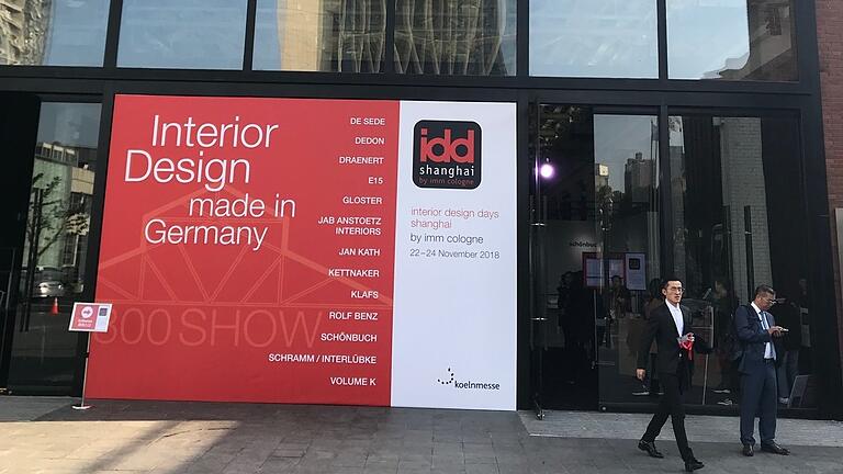 Unter den Ausstellern am Messeeingang ist auch die Firma Schönbuch aus Bad Königshofen.
