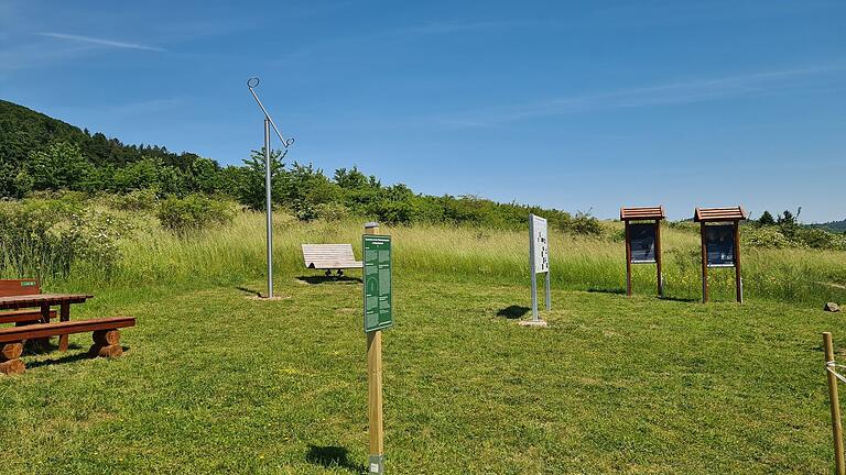 Der Himmelsschauplatz in Nüsttal-Hofaschenbach ist auch tagsüber einen Besuch wert. Der Himmelsschauplatz in Nüsttal-Hofaschenbach ist auch tagsüber einen Besuch wert.