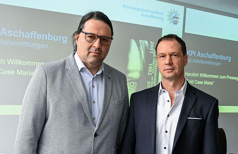 Die Aschaffenburger 'Cold Case'-Ermittler Jörg Albert (links) und Mike Schloth stellten im Februar Journalisten den Fall vor.