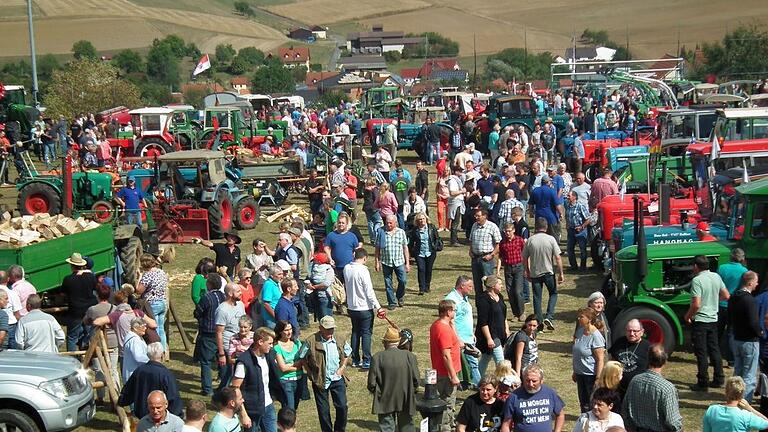 Die Oldtimertreffen - hier in Kleinsteinach - sind immer wieder ein Besuchermagnet, wie unser Archivfoto aus dem Jahr 2018 zeigt.