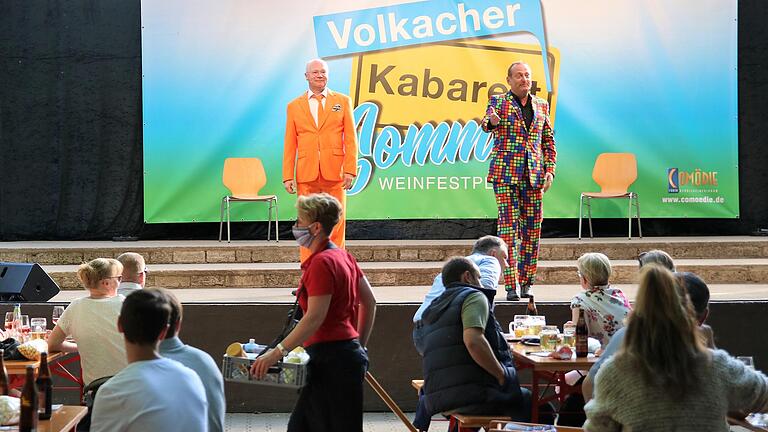 Kabarett in Corona-Zeiten: Die Comödie Fürth und die Stadt Volkach machten es möglich. Heißmann &amp; Rassau gaben am Samstagabend den Startschuss.