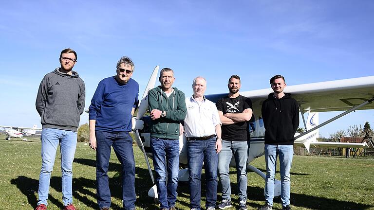 Der neue Vorstand der Flugsportgruppe Hammelburg (von links) Andreas Heil, Jürgen Fischlein, Bernd Chittka, Jens Martin, Alexander Oeding, Peter-Richard Wagner.       -  Der neue Vorstand der Flugsportgruppe Hammelburg (von links) Andreas Heil, Jürgen Fischlein, Bernd Chittka, Jens Martin, Alexander Oeding, Peter-Richard Wagner.