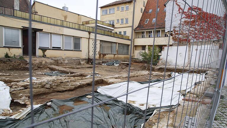 Die neuen Planungen für das Kulturforum am Martin-Luther-Platz ohne großen Saal und ohne Probenräume enttäuschen viele Kulturschaffende.