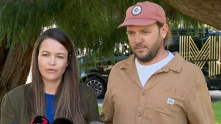Nach dem Scheitern des Prozesses im vorigen Jahr hatten Tobias M. und seine Frau Samantha dem australischen Sender CH7 ein Interview gegeben. Nach dem Scheitern des Prozesses im vorigen Jahr hatten Tobias M. und seine Frau Samantha dem australischen Sender CH7 ein Interview gegeben.