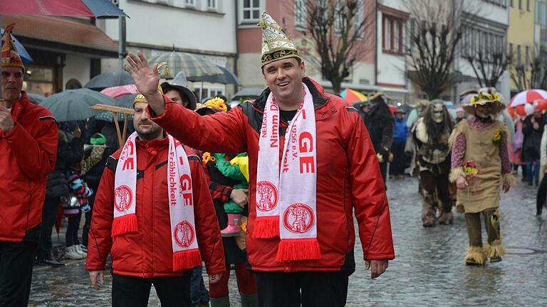 Beim ersten Neuschter Fasnachtsömzüchle: Nes-Ka-Ge-Präsident Michael Pagel.