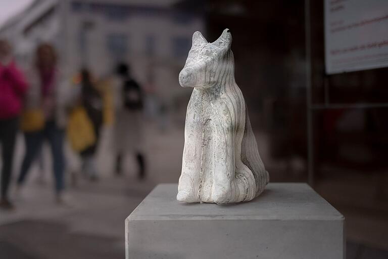 Der Wolf aus der Wolfsgasse wurde von Valentina Faganello gemacht. Er habe den Schweinfurterinnen und Schweinfurtern einen Schrecken eingejagt. Der Wolf aus der Wolfsgasse wurde von Valentina Faganello gemacht. Er habe den Schweinfurterinnen und Schweinfurtern einen Schrecken eingejagt. 