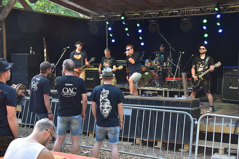 Rocken bis zum abwinken. Festivalausklang mit Billy got a gun. Rocken bis zum abwinken. Festivalausklang mit Billy got a gun.