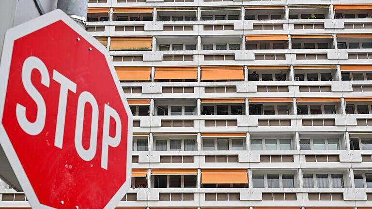 Mietpreisbremse       -  Mehrere Bundesländer wollen nach dem Ampel-Aus über den Bundesrat eine Verlängerung der Mietpreisbremse erreichen.