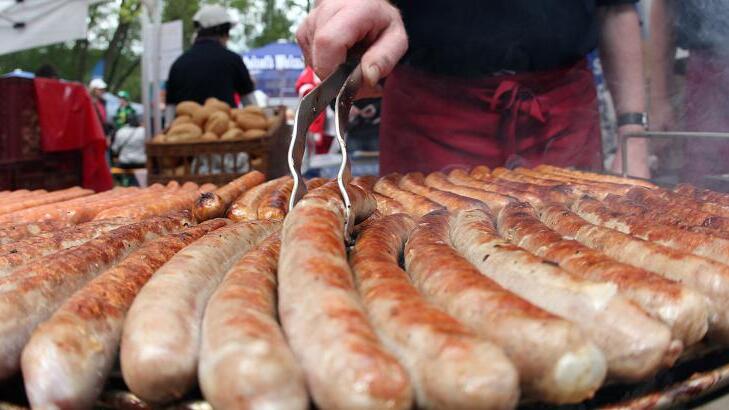 Bratwurst       -  Pulled-Pork, Jelly Beans oder orientalisch: Alle Bratwurstkreationen können in Pegnitz auch von Besuchern probiert werden.