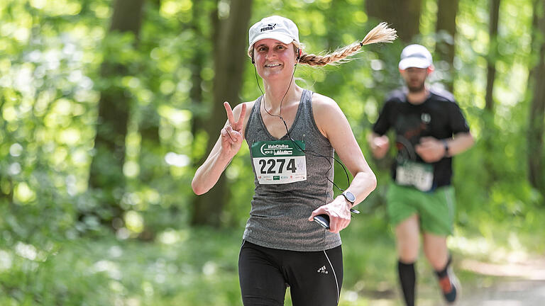 Rund 220 Läuferinnen und Läufer nehmen am Samstag 20.05.23 beim MainCityRun Hauptlauf am Schweinfurter Baggersee teil.