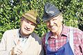 Seit 25 Jahren ein Paar: Fredi Breunig alias Eustach (links) und Martin Wachenbrönner alias Gotthold feiern Silberhochzeit. FREDI BREUNIG