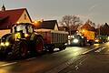 Bauern rollen mit ihren Traktoren Mitte Dezember 2023 durch Haßfurt. (Archivbild)