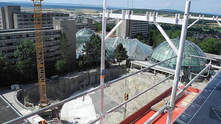 Der Bau des Campus in Bad Neustadt bleibt das Top-Thema des Rhön-Klinikums. Der Konzern hat jetzt gute Quartalszahlen vorgelegt.
