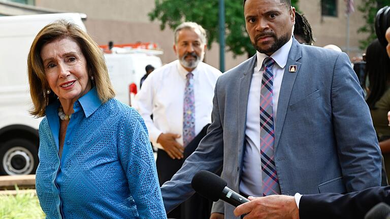 Schicksalstage in Washington: Biden verliert an Rückenhalt - Die Demokratin Nancy Pelosi ist eine mächtige Stimme in ihrer Partei. (Archivbild) Schicksalstage in Washington: Biden verliert an Rückenhalt - Die Demokratin Nancy Pelosi ist eine mächtige Stimme in ihrer Partei. (Archivbild)
