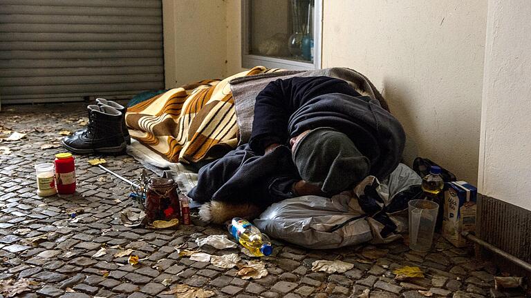 In Bayern leben Tausende Obdachlose auf der Straße. Wie sieht es in Schweinfurt aus? (Symbolbild)