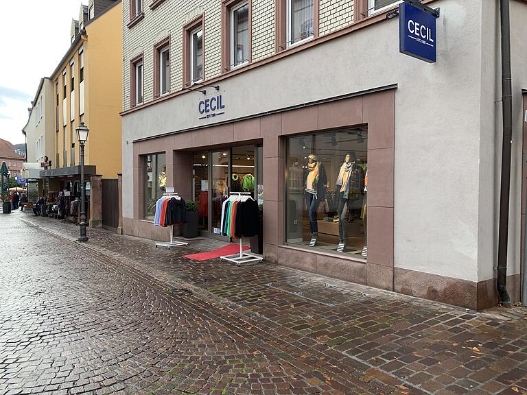 Die Innenstadt in Marktheidenfeld war zeitweise recht leer. Die Innenstadt in Marktheidenfeld war zeitweise recht leer.