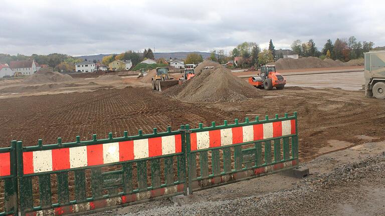 Auf dem Gelände einer ehemaligen Gärtnerei im Norden von Rüdenhausen entsteht eine neue Gewerbefläche.