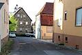 Die Straße Am Brückenwasen in Frankenwinheim wird komplett saniert und neu gestaltet. Die maroden Abwasserleitungen werden im Zuge der Baumaßnahme erneuert.