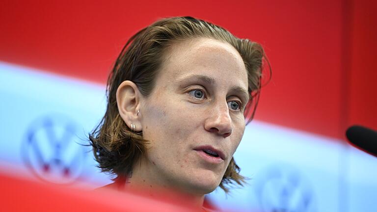 Pressekonferenz Fußball Frauen-Nationalmannschaft       -  Einzige deutsche Nationalspielerin in den USA: Torhüterin Ann-Katrin Berger