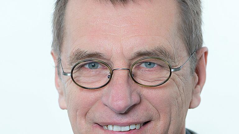 Der SPD-Stadtrat Hubert Seggewiß legte aus persönlichen Gründen sein Amt nieder. Der SPD-Stadtrat Hubert Seggewiß legte aus persönlichen Gründen sein Amt nieder.