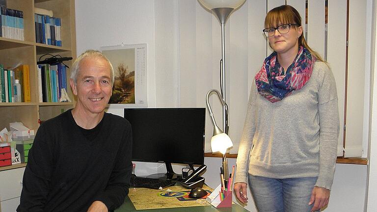Dr. Eberhard Helm aus Ostheim bildet derzeit Dr. Christina Leutbecher aus Mittelstreu aus.