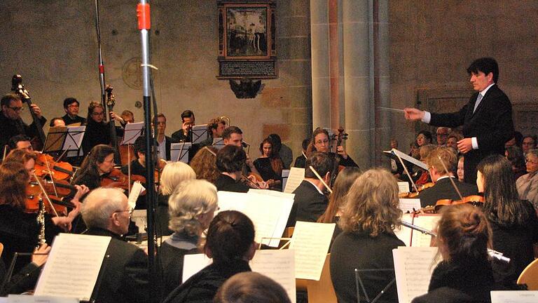 Konzert in der Marienkirche Königsberg zum Reformationsjubiläum. Voll konzentriert: Matthias Göttemann.