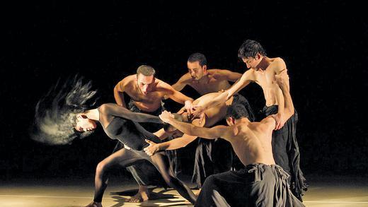 Beeindruckend: Die Kibbutz Contemporary Dance Company mit &bdquo;If It All&ldquo;.