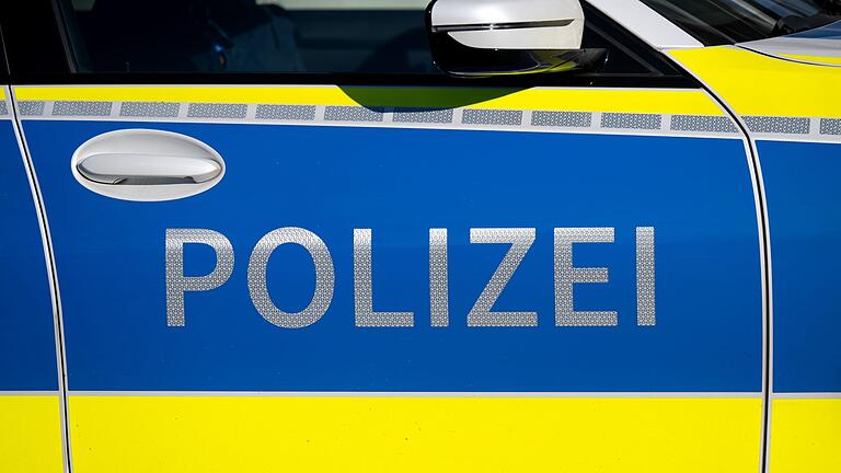 Polizei - Die Täter blieben bei dem Diebstahl der Box unerkannt. (Symbolbild) Polizei - Die Täter blieben bei dem Diebstahl der Box unerkannt. (Symbolbild)
