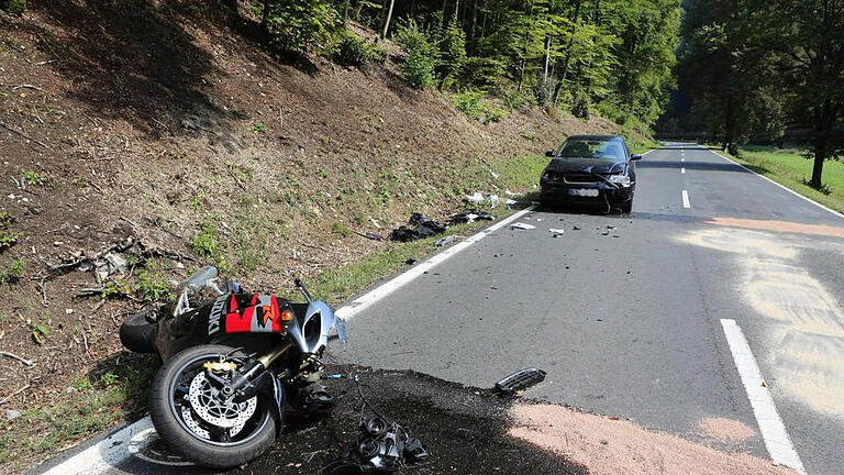 Motorradunfälle enden leider oft tödlich. Archivfoto: Barbara Herbst - Motorradunfälle enden leider oft tödlich. Archivfoto: Barbara Herbst Motorradunfälle enden leider oft tödlich. Archivfoto: Barbara Herbst - Motorradunfälle enden leider oft tödlich. Archivfoto: Barbara Herbst