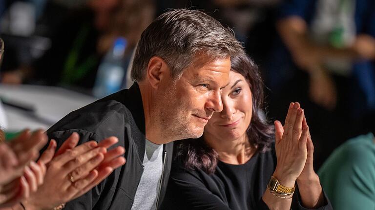 Bundesdelegiertenkonferenz der Grünen       -  Bundeswirtschaftsminister Robert Habeck hat sich als Spitzenkandidat der Grünen für die anstehende Bundestagswahl angeboten.