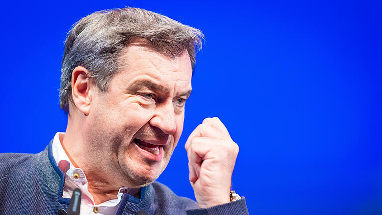 431099896.jpg       -  Markus Söder, Ministerpräsident von Bayern und CSU-Vorsitzender, spricht auf dem 75. Deutschlandtag der Jungen Union.
