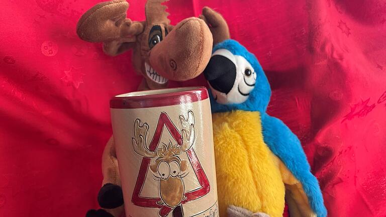 Der Schweinfurter Wildpark ist eine Fundgrube für Geschenkideen. Wie wäre es mit Plüschtieren oder einem Krug? Der Schweinfurter Wildpark ist eine Fundgrube für Geschenkideen. Wie wäre es mit Plüschtieren oder einem Krug? 